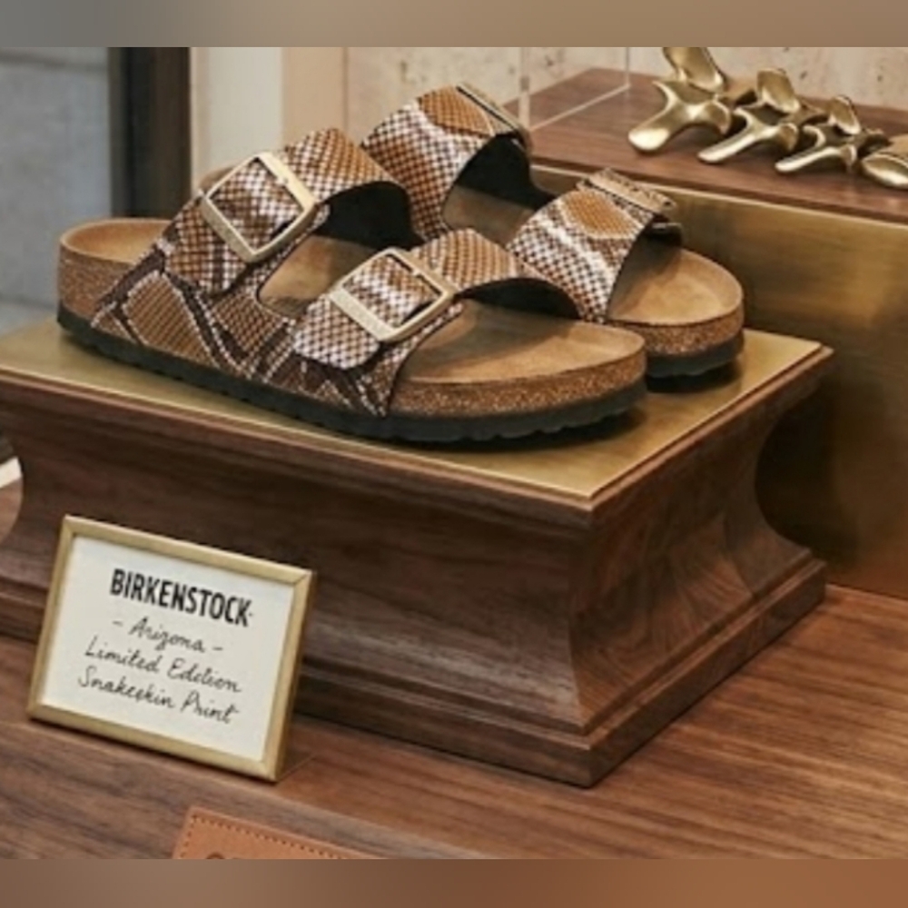 NEW! Birkenstock Tan and Brown snakeskin Textured Sandals Sz 7 NWT - Picture 3 of 8